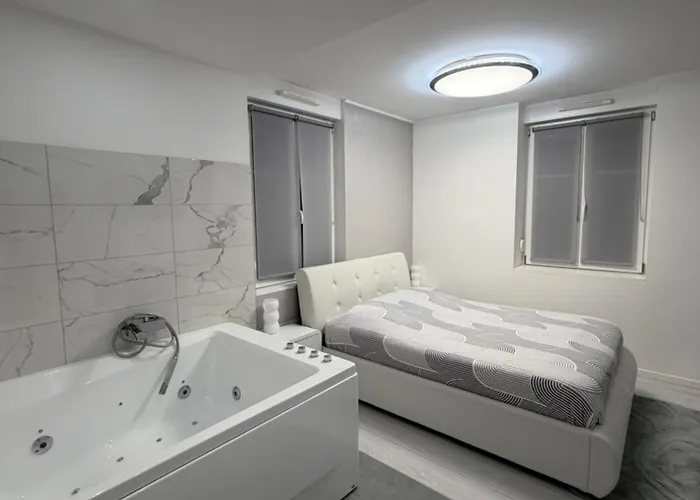 Cosy Avec Jacuzzi Apartamento *